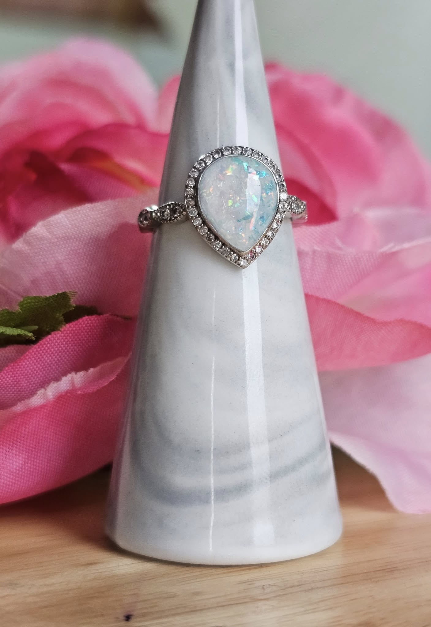Pear ring